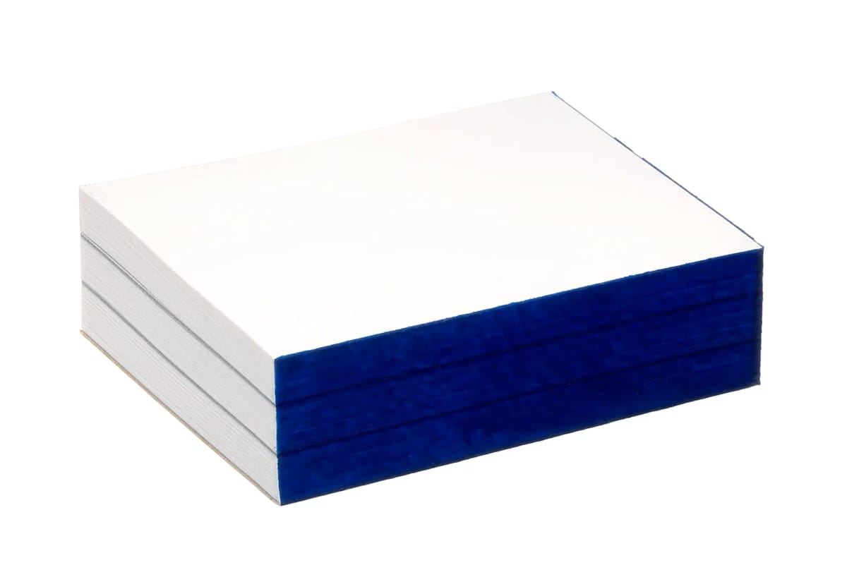 PE-Coated Paper Anti-Slide 70 x 95 mm – Akzenta International SA, Disposables