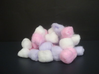 Farbige Wattebällchen – Alan & Co s.a., Cotton Rolls & Pellets