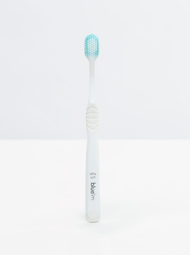 Day 2 Day Toothbrush – Bluem Europe 5 Pillars Research BV, Toothbrushes