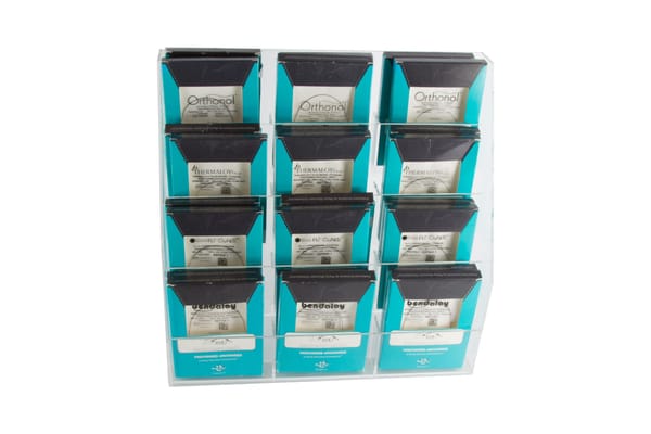 Système distributeur d'arcs orthodontiques