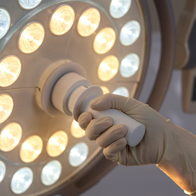 Scialytique plafonnier 2 têtes avec caméra (sans moniteur) LD20.52S