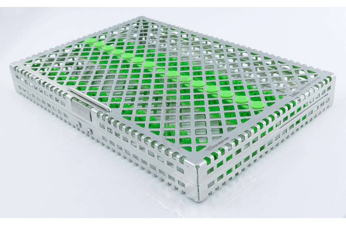 Steri-Wash-Tray 280x190x34mm Silikone grün – Carl Martin, Trays, Sterilization Containers and Accessories