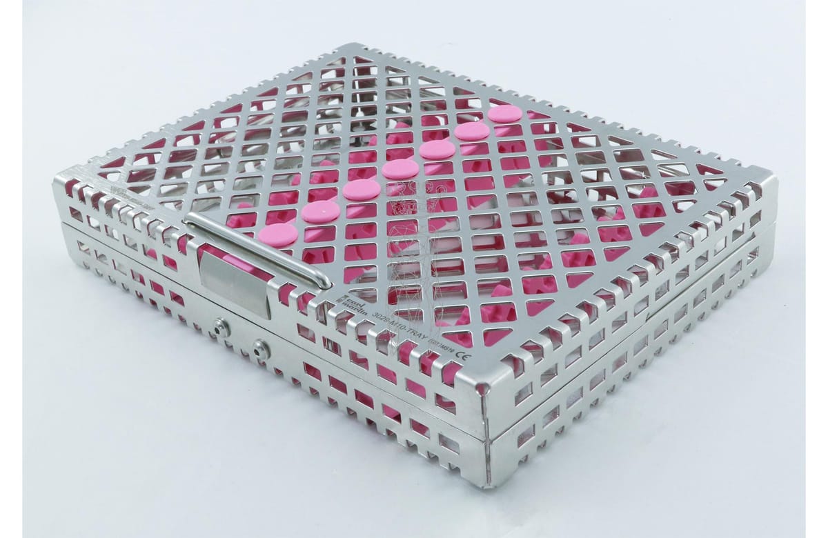 Steri-Wash-Tray 190x140x34mm 10 Instrumente - Silikon pink – Carl Martin, Trays, Sterilcontainer und Zubehör