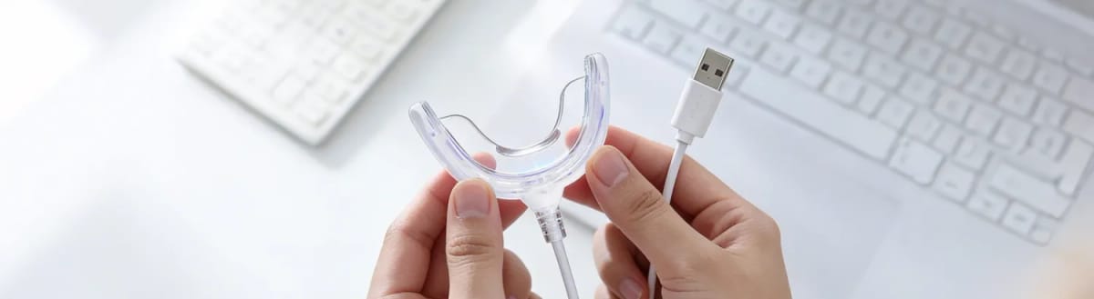 Teeth whitening device / kit – Ekong Technology Co., Ltda, Bleaching