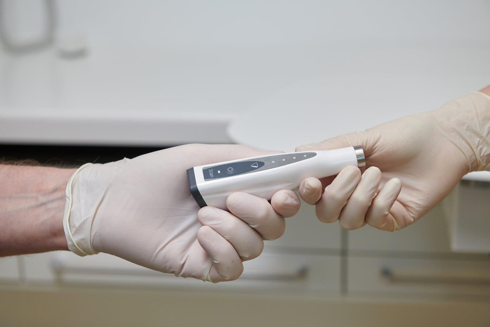 SOAN Elektronischer kabelloser Injektionsstift – Dentalhitec, Injectable Anesthetics