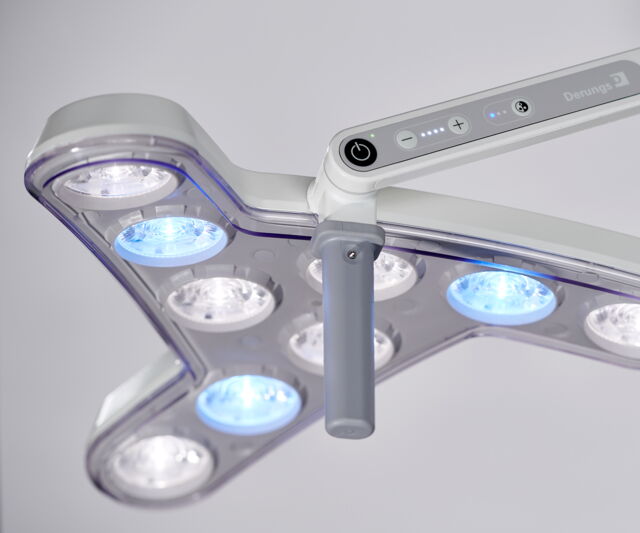 Lampe opératoire TRIANGO 100 – Derungs Medical GmbH