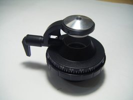 Abbe Condenser with Flip Top lens – Labomed Europe b.v.