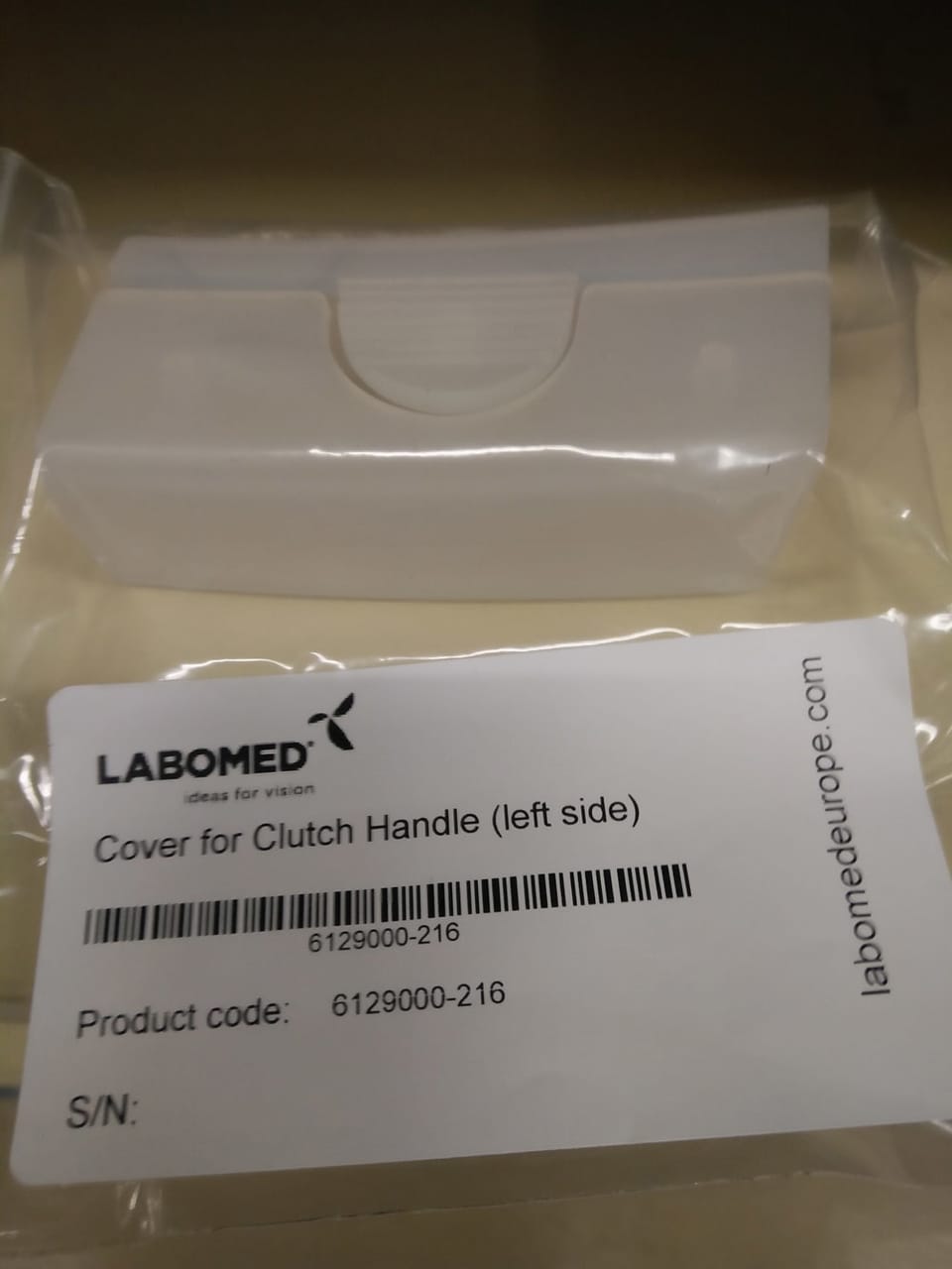 Cover for Clutch Handle (left side) – Labomed Europe b.v., Trays, Sterilization Containers and Accessories