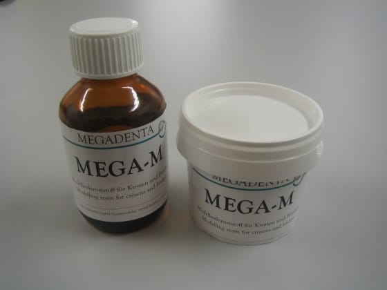 Mega-M – MEGADENTA Dentalprodukte, Kunststoffe
