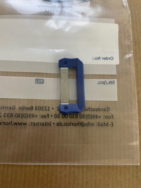 Bandelette diamantée bleue, unilatérale, grain diamant normal (bleu)