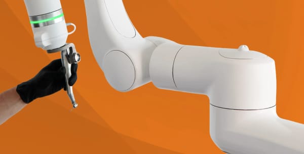 Système robotique Yomi S pour la chirurgie implantaire dentaire