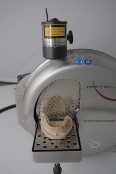 GUIDE LASER – REITEL Feinwerktechnik, Equipment