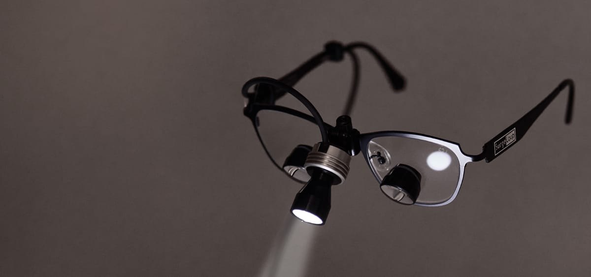 NeckWare™ Scheinwerfer – Crystaloptic Co., Ltd., Lupenbrillen und Mikroskope