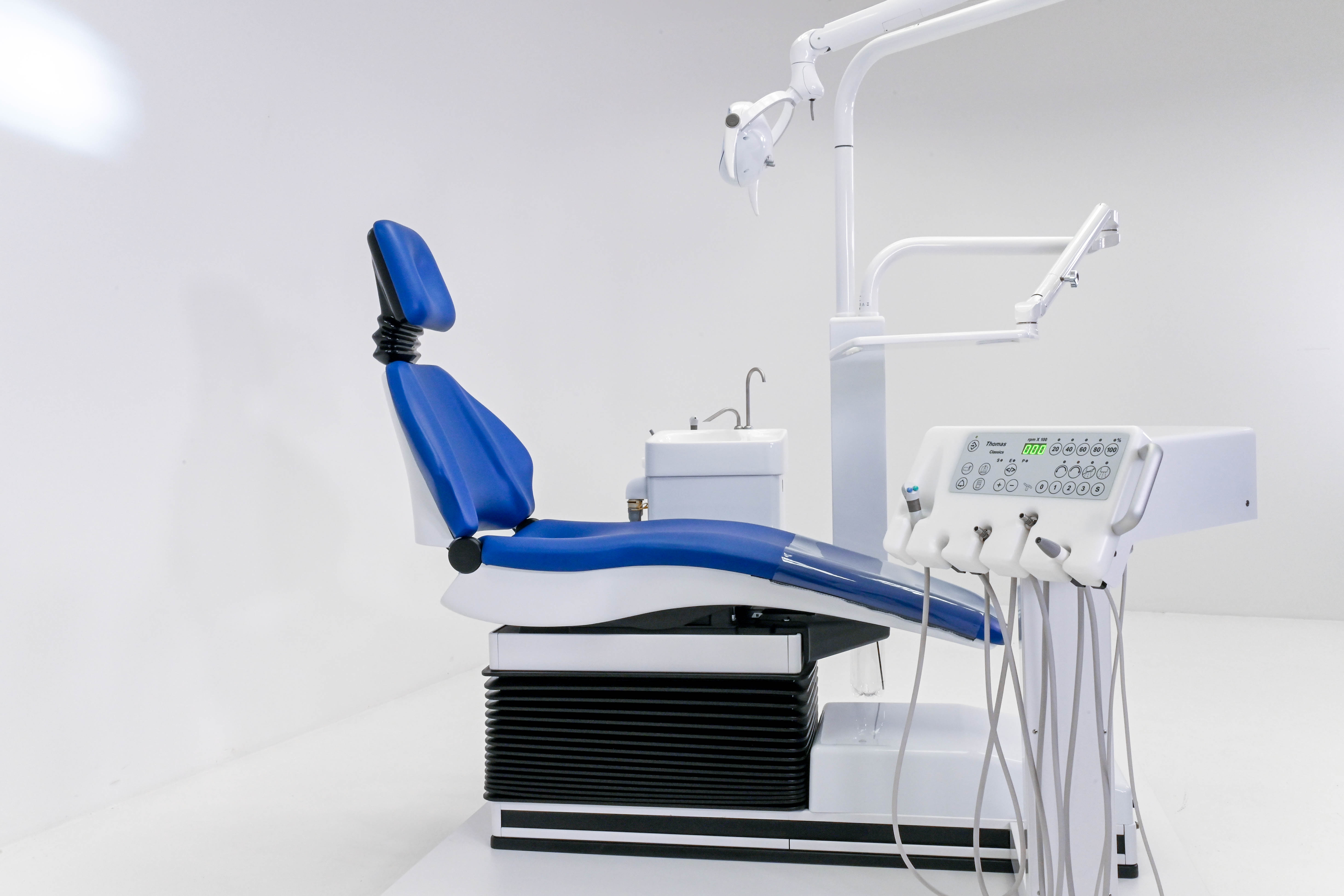 M1 Physio - Behandlungseinheiten – Thomas Dentalgeräte GmbH, Dental Chairs & Units
